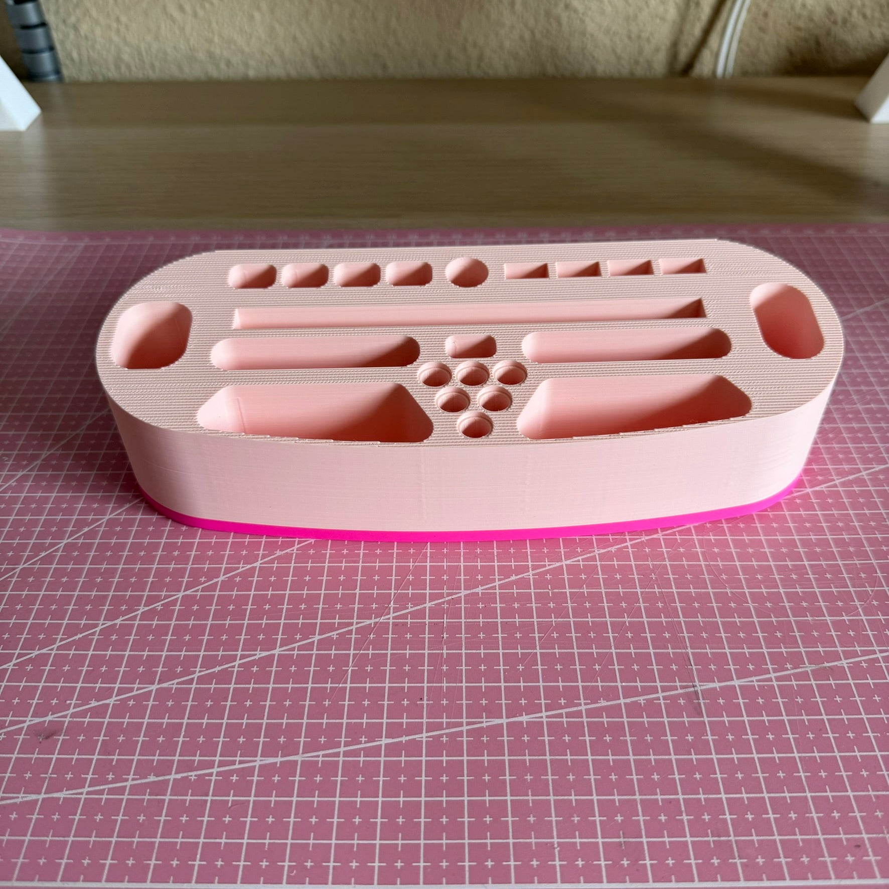 Organizador de escritorio para herramientas Cricut