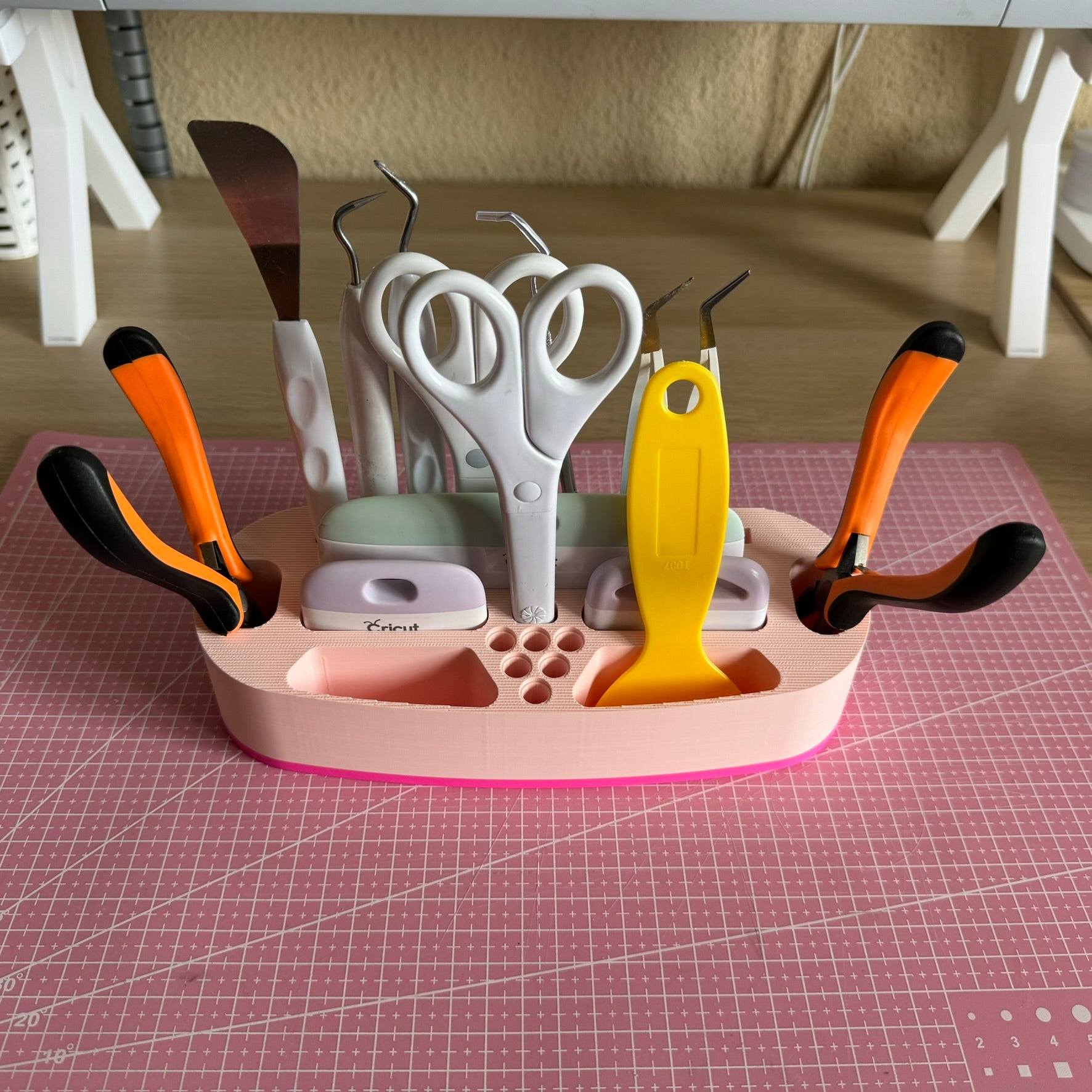 Organizador de escritorio para herramientas Cricut